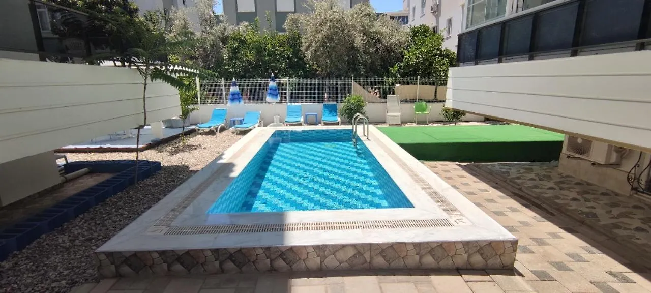 דירה אנטליה Family Apart-Hotel 